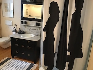 Badezimmer 2