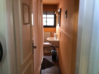 Bad 2 Dusche Toilette