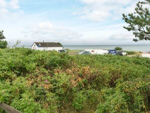 Holiday house 8 person holiday home in Glesborg - Fjellerup Beach - image1
