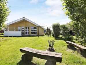 Holiday house 6 person holiday home in Otterndorf - Otterndorf - image1