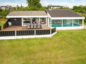 Holiday house 8 person holiday home in Ebeltoft - Ebeltoft - image1