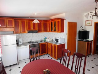 Apartamento de vacaciones Karlobag Cocina 19