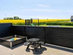 Luxury Beach House with Pool - By Traum Ferienwohnungen