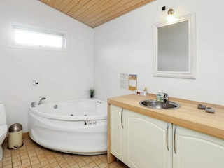Ferienhaus Hou  25
