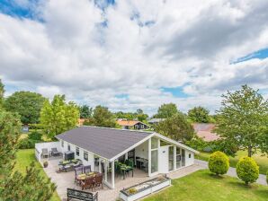 Ferienhaus 8 persoons vakantie huis in Juelsminde-By Traum