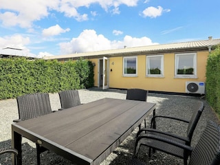 Apartment Millinge Outdoor Recording 1