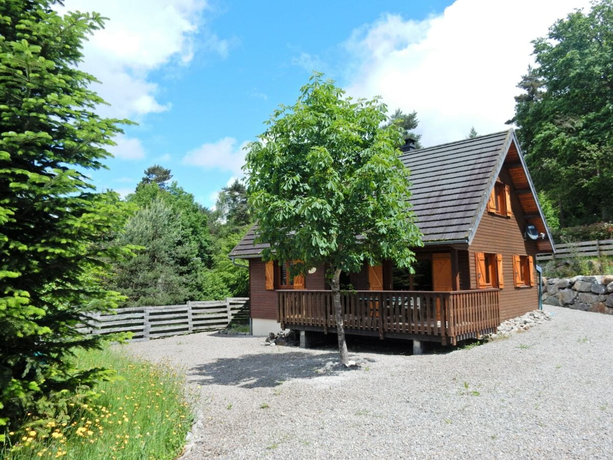 Chalet Beaulieu (Cantal) Außenaufnahme 7