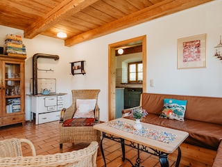 Wohnstube mit Holzofenherd