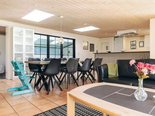 Casa per le vacanze Hou  13