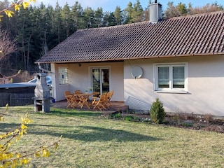 Ferienhaus mit Garten und Terrasse