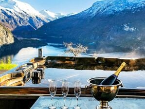 Ferienhaus Maison de vacances pour 8 a Valldal-By Traum