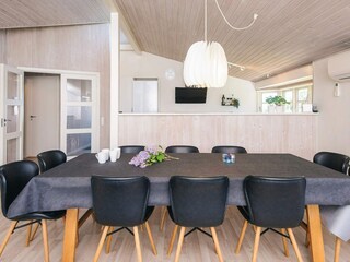Vakantiehuis Høll  11