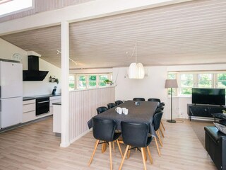 Vakantiehuis Høll  12