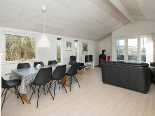 Ferienhaus Høll  8