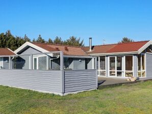 Holiday house 9 Personen Ferienhaus in Løkken-By Traum