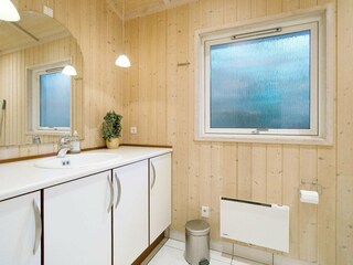 Holiday house Udsholt Strand  12