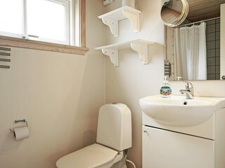 Holiday house Gudhjem  9