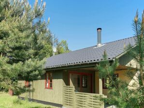 6 Personen Ferienhaus in Aakirkeby - Sømarken - image1