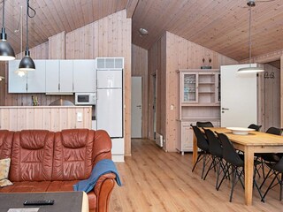Ferienhaus Høll  8