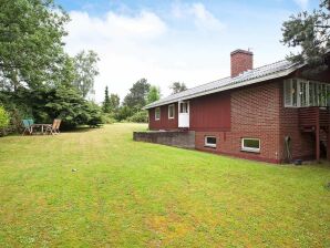 5 Personen Ferienhaus in Vejby - Vejby Strand - image1