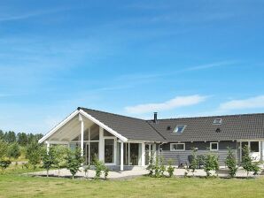 Ferienhaus Maison de vacances pour 8 a Væggerløse-By Traum