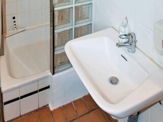 Apartment Svaneke  11