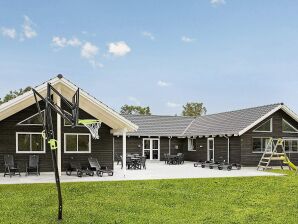 Maison de vacances pour 24 a Frederiksværk - Liseleje - image1