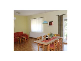 Wohnbereich Fewo 2 "Weinblüte"