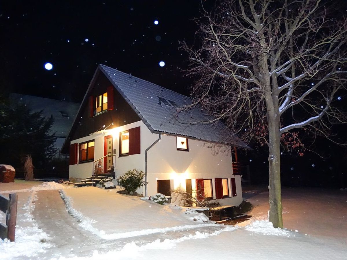 Ferienhaus im Winter