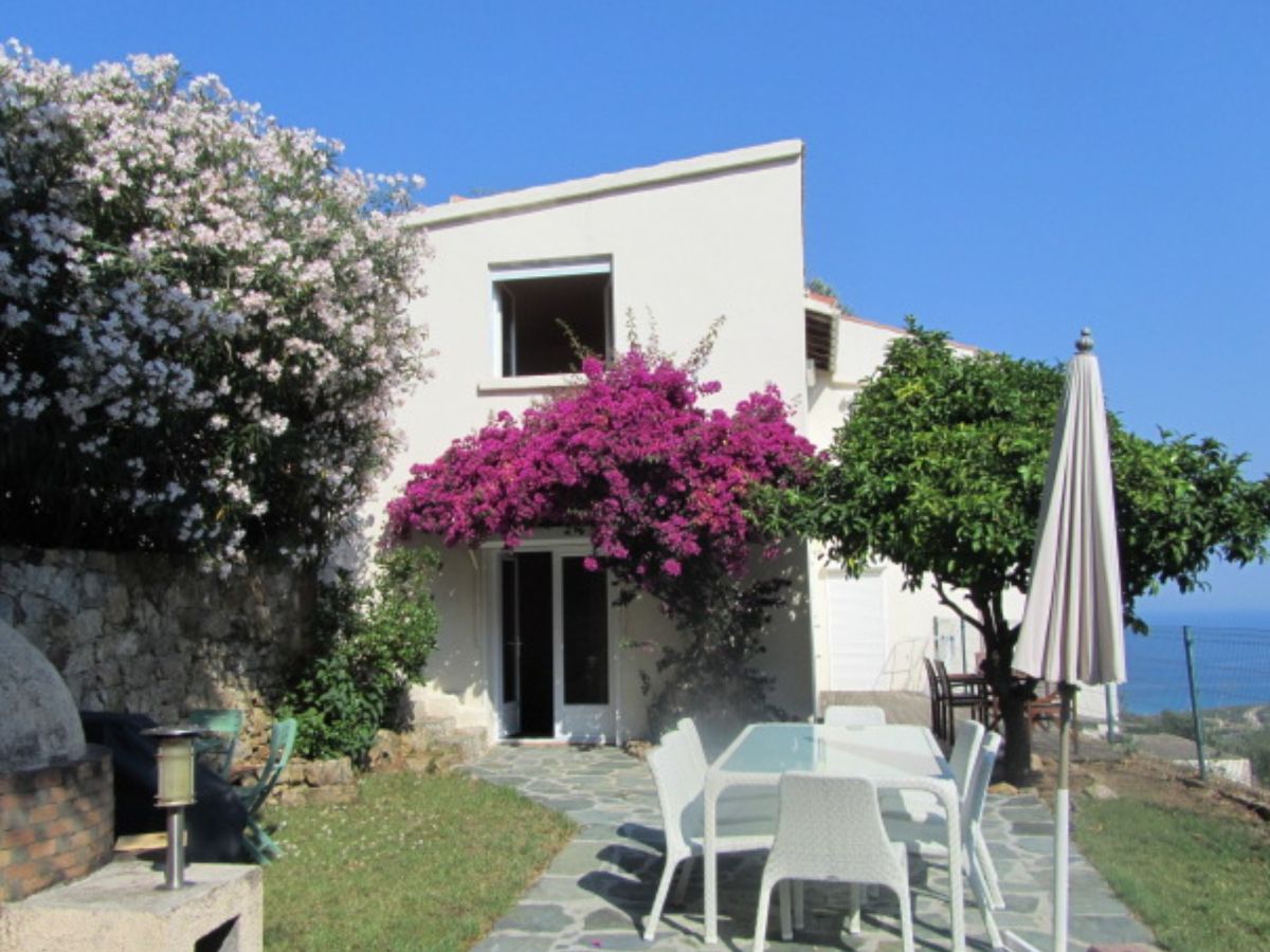 Villa L Olivier Ile Rousse Firma Korsika Ferienwohnungen Herr