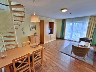 Wohn- und Essbereich