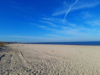 fast menschenleerer Strand