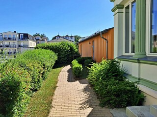 Weg - Wohnung und Promenade ebenerdig erreichbar