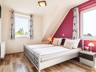 Schlafzimmer mit TV