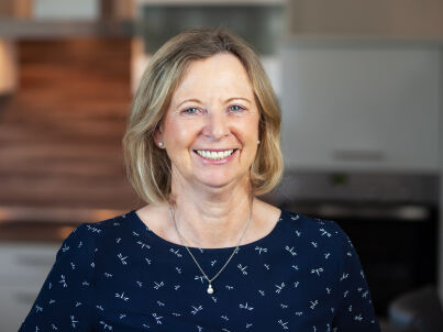 Frau Angela Kruse