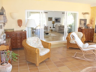 Living room and chill lounge