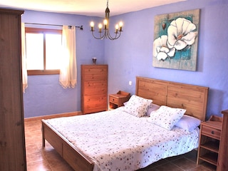 Schlafzimmer 1