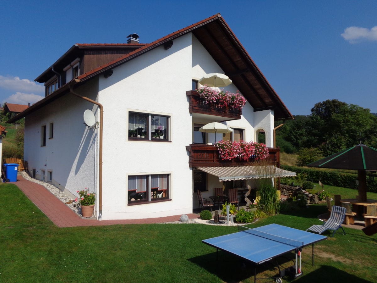 Ferienwohnung Rossmann im Haus Christa, Bayerischer Wald Frau Christa