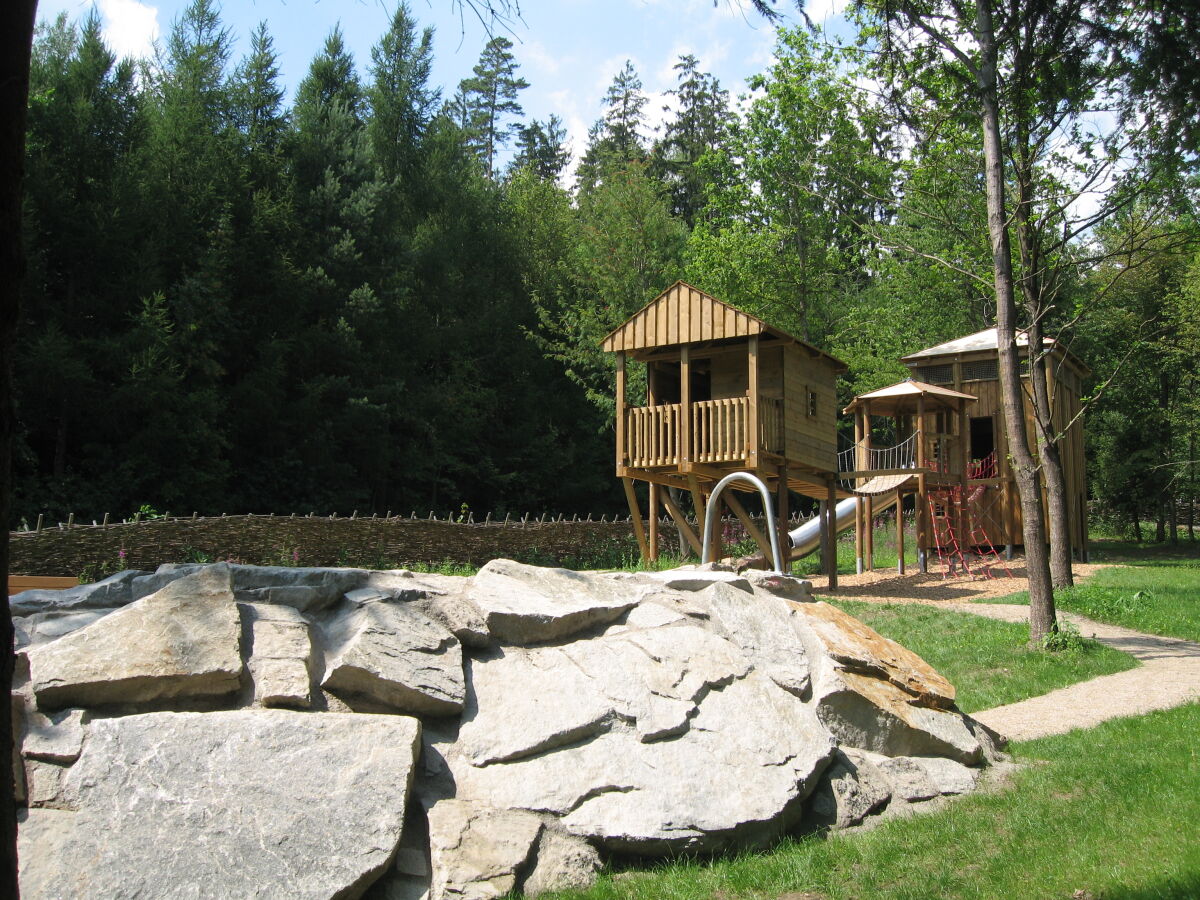 Abenteuerspielplatz am Perlsee