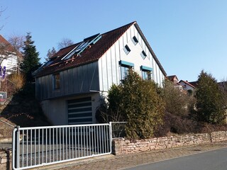 Hofansicht mit Stellplatz