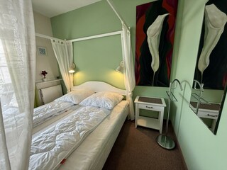 Schlafzimmer III