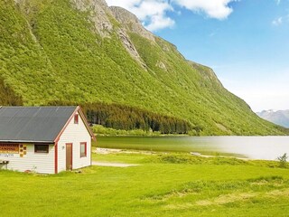 Vakantiehuis Engavågen  6
