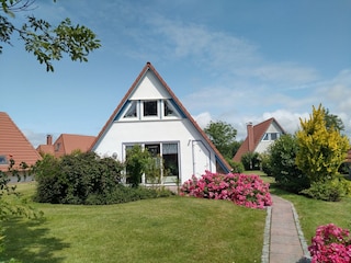 Haus Gartenansicht