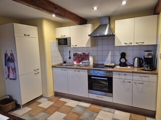 voll ausgestattete Küche