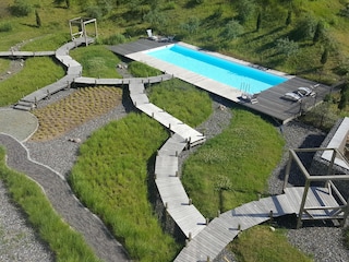 Garten mit Pool