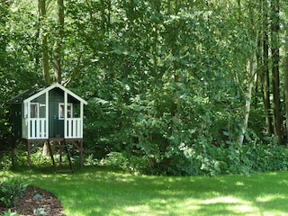 Spielhaus im Garten