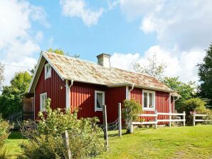 5 Personen Ferienhaus in SKÄLLINGE - Skällinge - image1