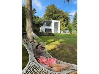 gemütlich in der Hängematte liegen