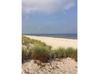 breiter, langer Sandstrand