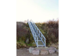 Treppe zum Meer (5-10 Minuten Fußweg)